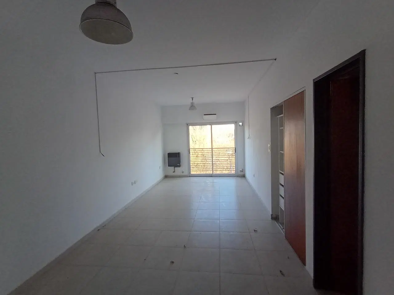 Monoambiente en alquiler en La Plata Av 13 e/ 63 y 64 - Dacal Bienes Raices 2