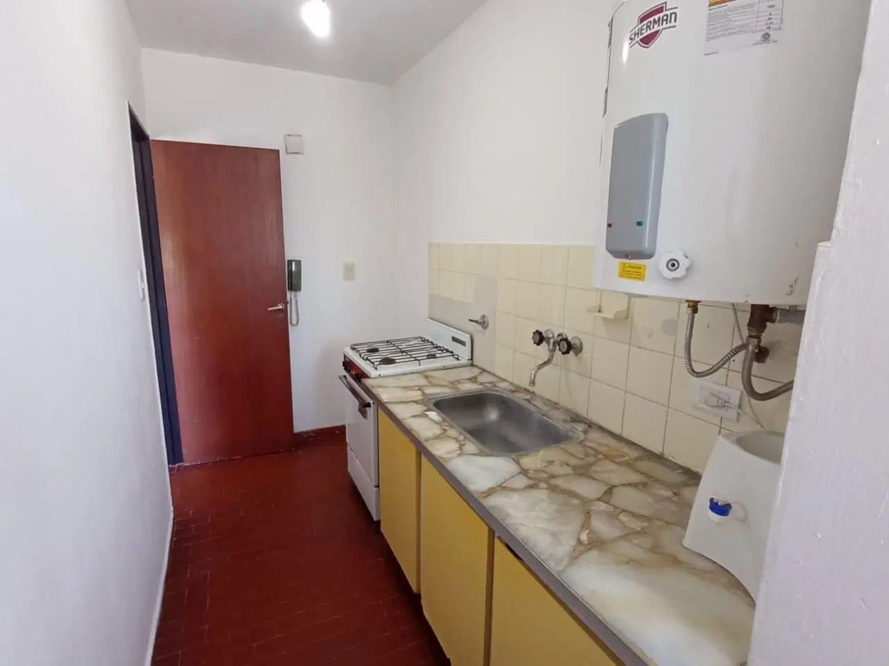 Departamento en venta de 1 dormitorio en La Plata 3