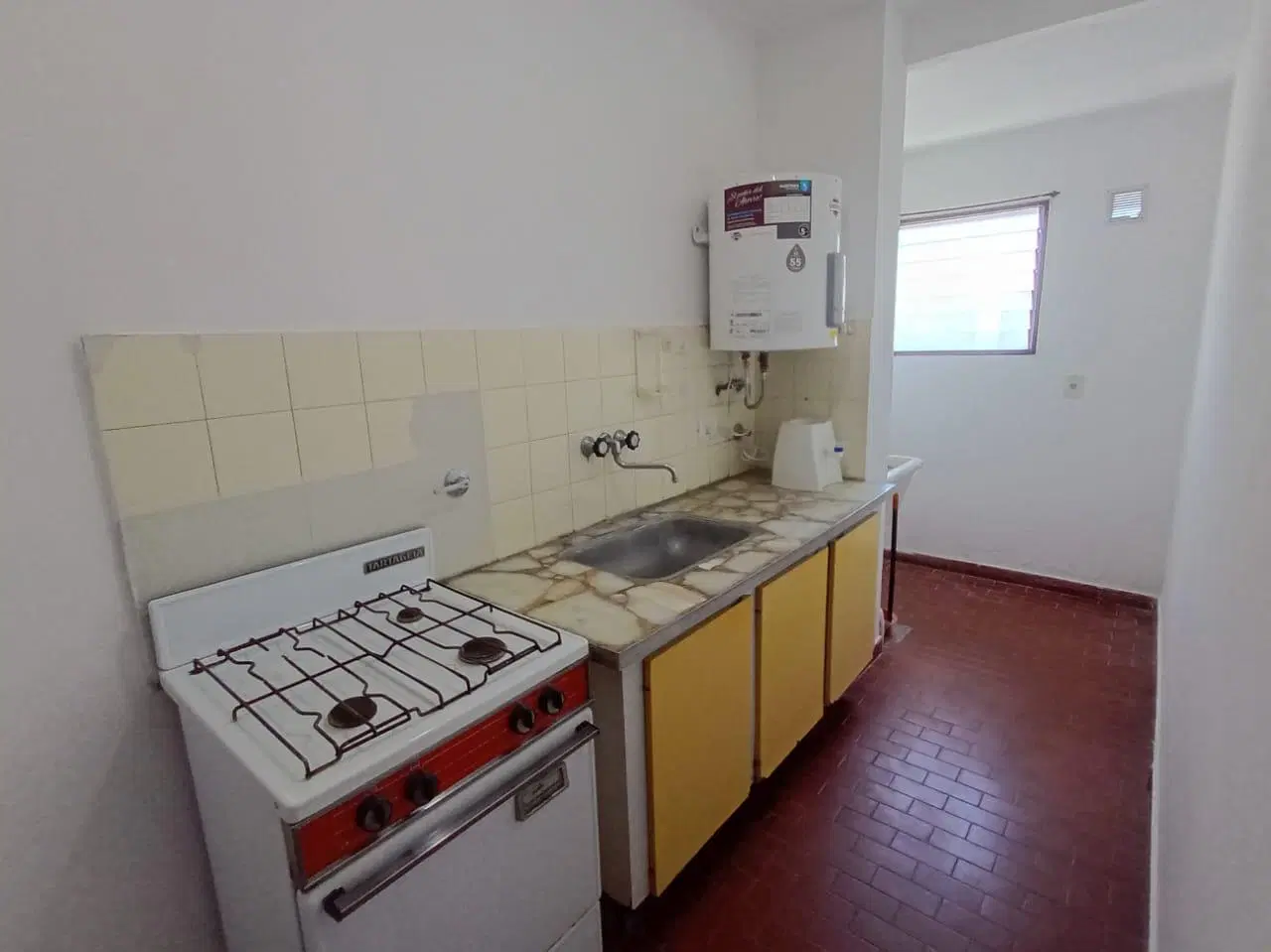Departamento en venta de 1 dormitorio en La Plata 2
