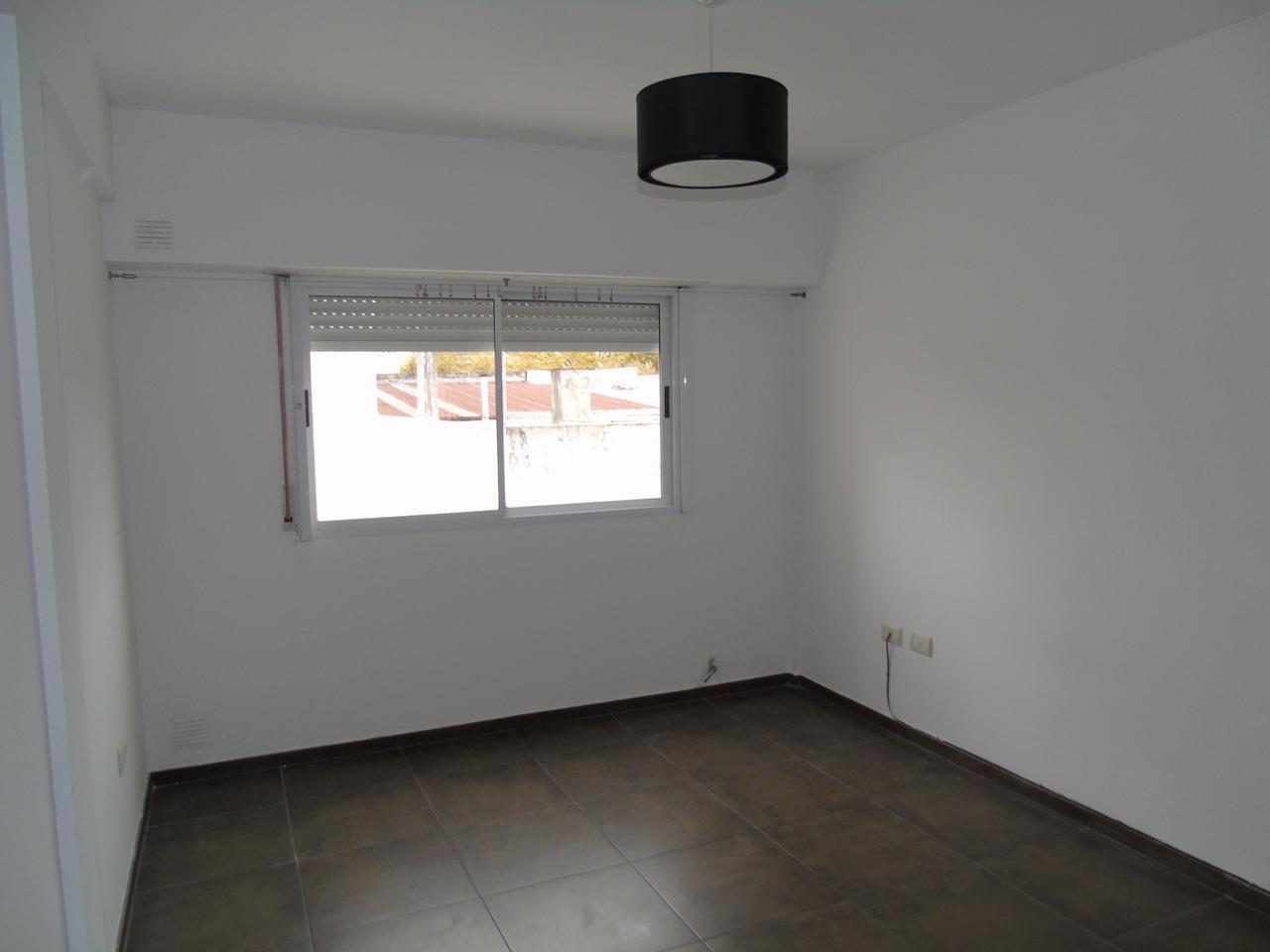 Departamento de 1 dormitorio en alquiler en La Plata