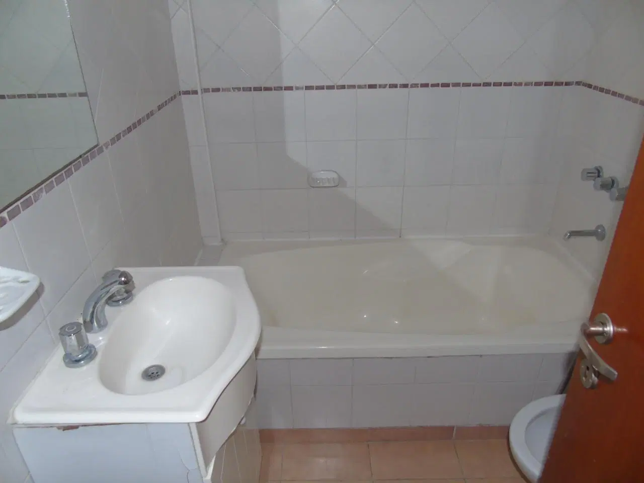 Departamento de 1 dormitorio en alquiler en La Plata 3