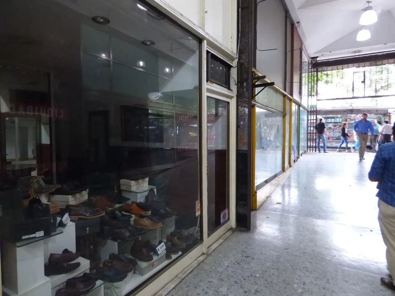Local en Venta en La Plata 3
