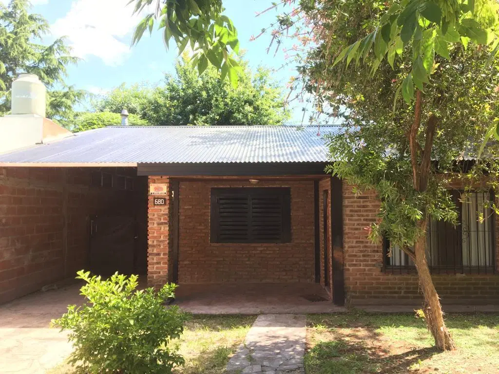Casa en venta en Villa Elisa 1