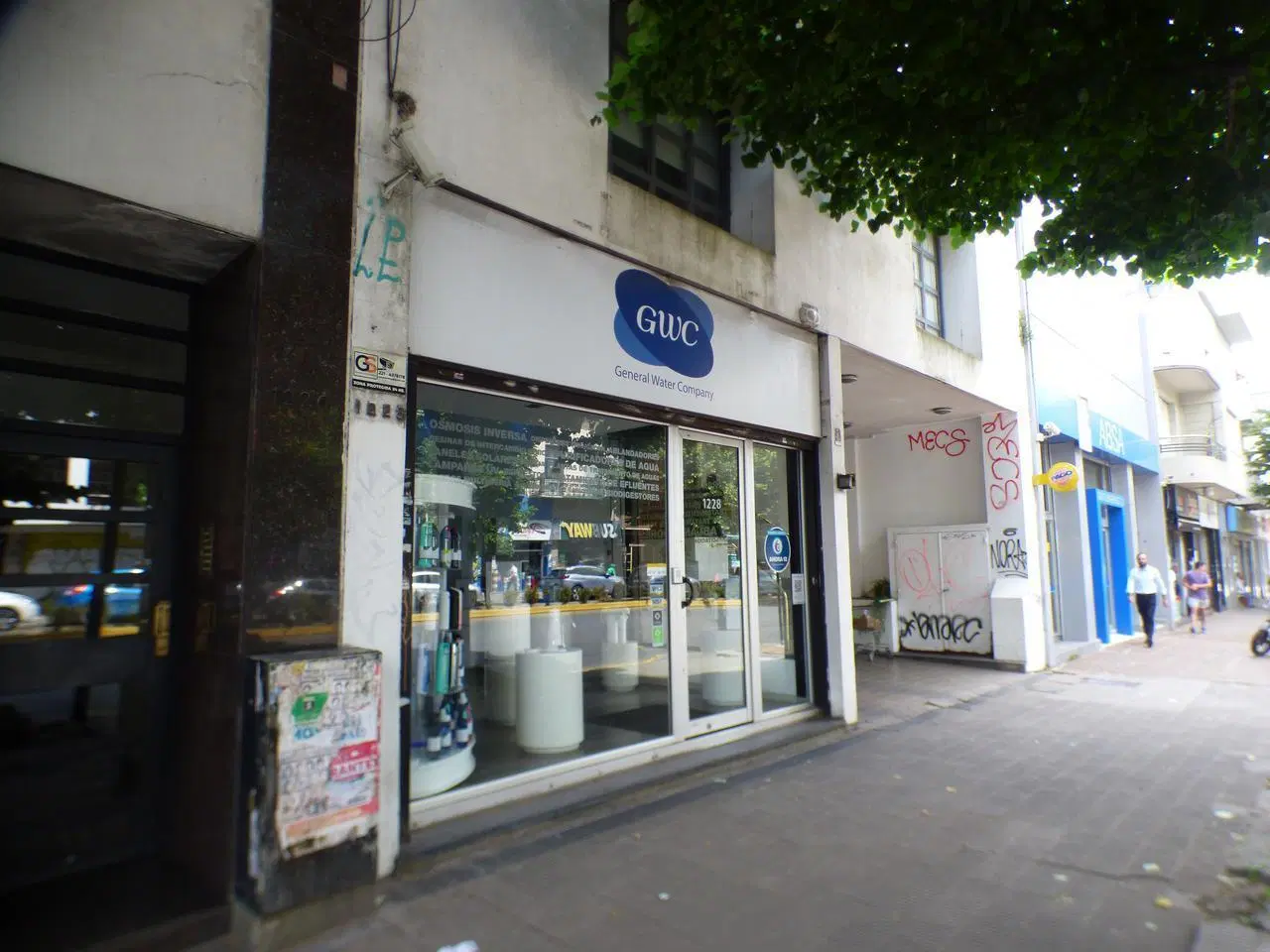 Local en venta en La Plata 3