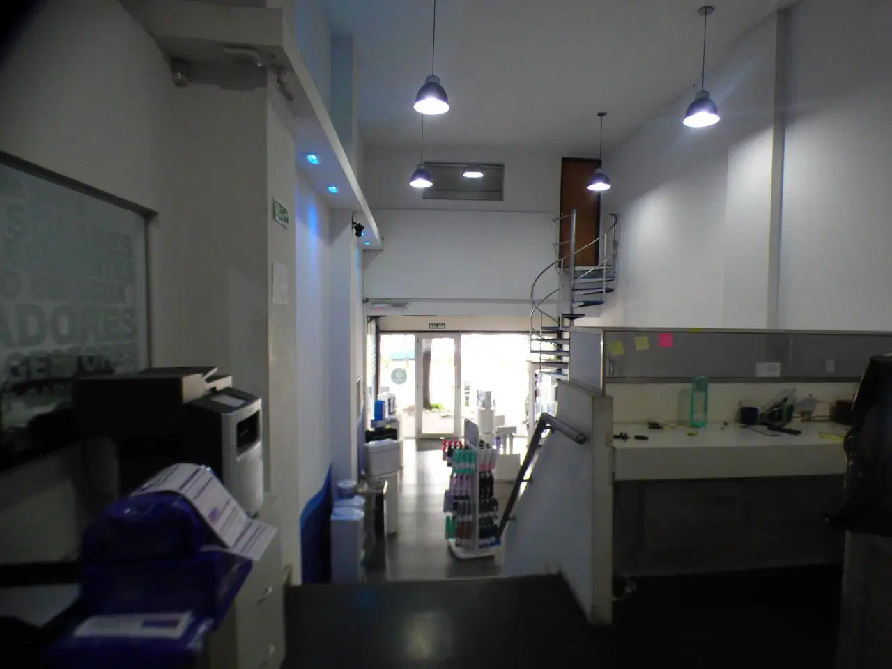 Local en venta en La Plata 5