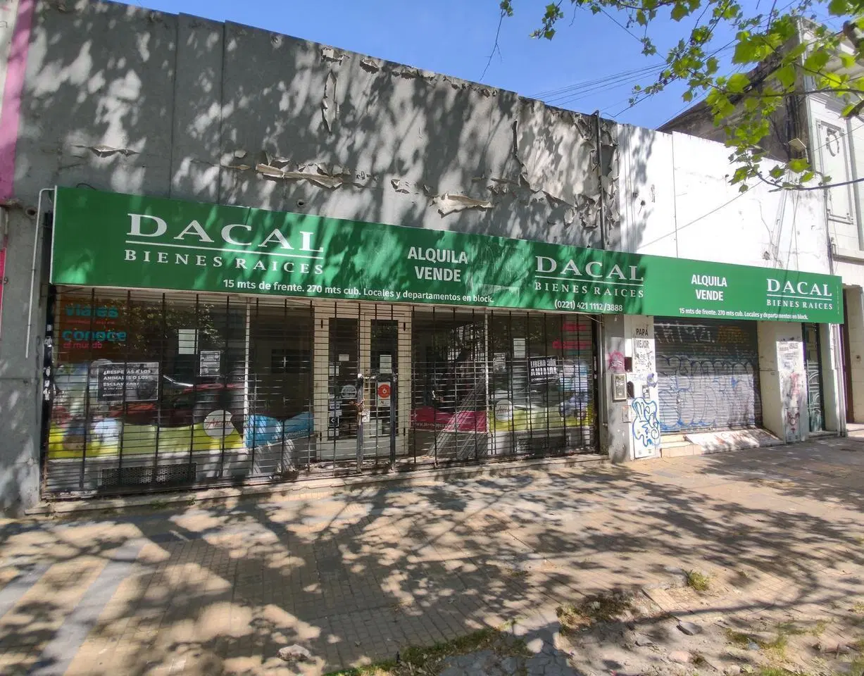 Local en venta en La Plata 4