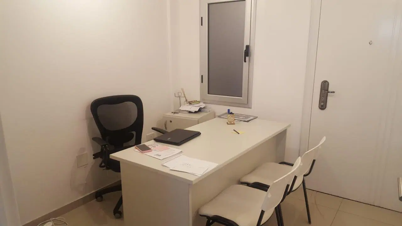 Oficina en venta en La Plata 5