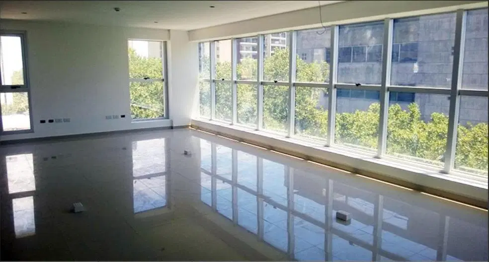 Oficina en venta en La Plata 4