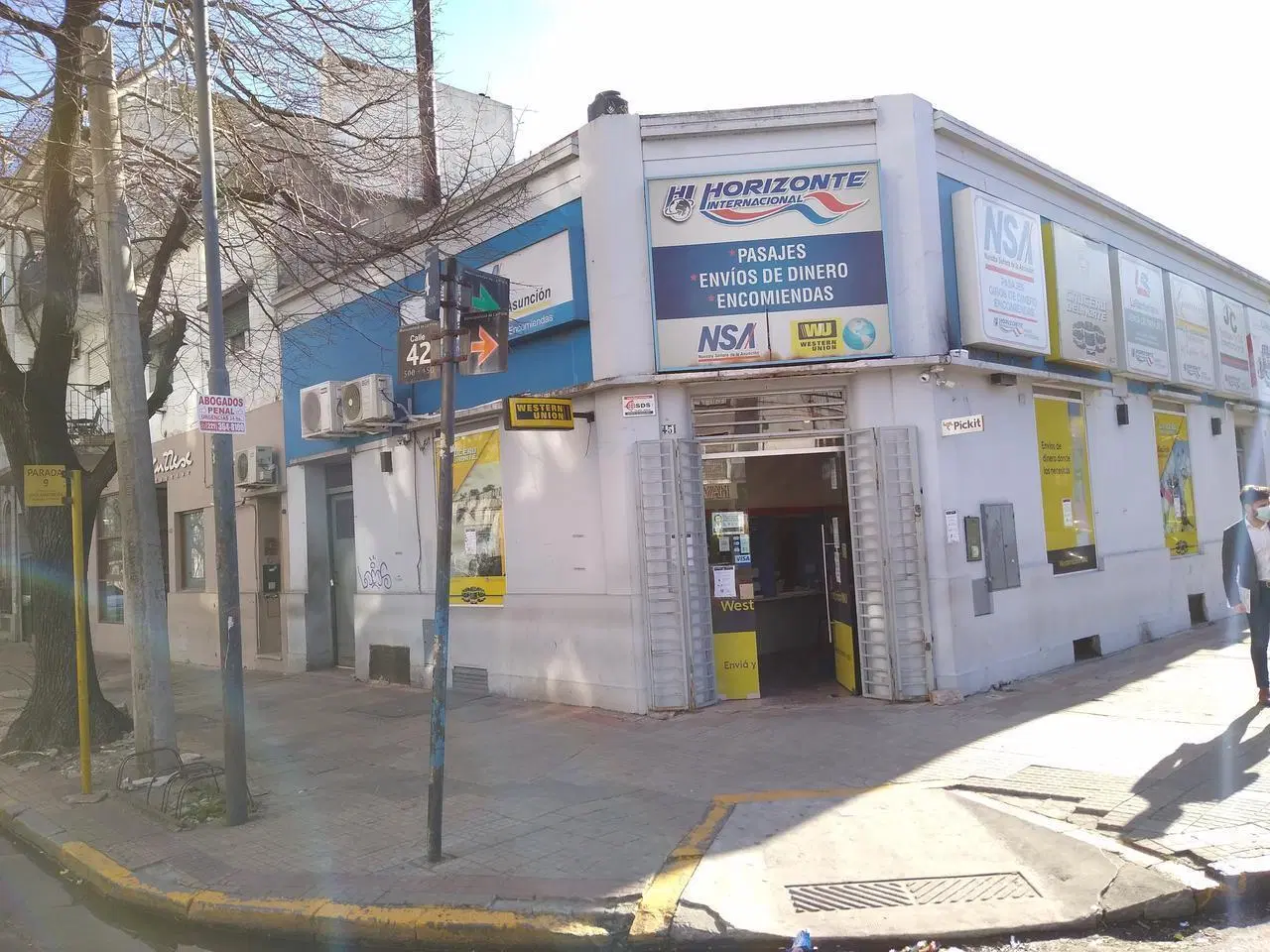 Local en venta en La Plata 3