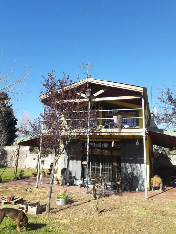 Casa en venta en Arturo Segui 3