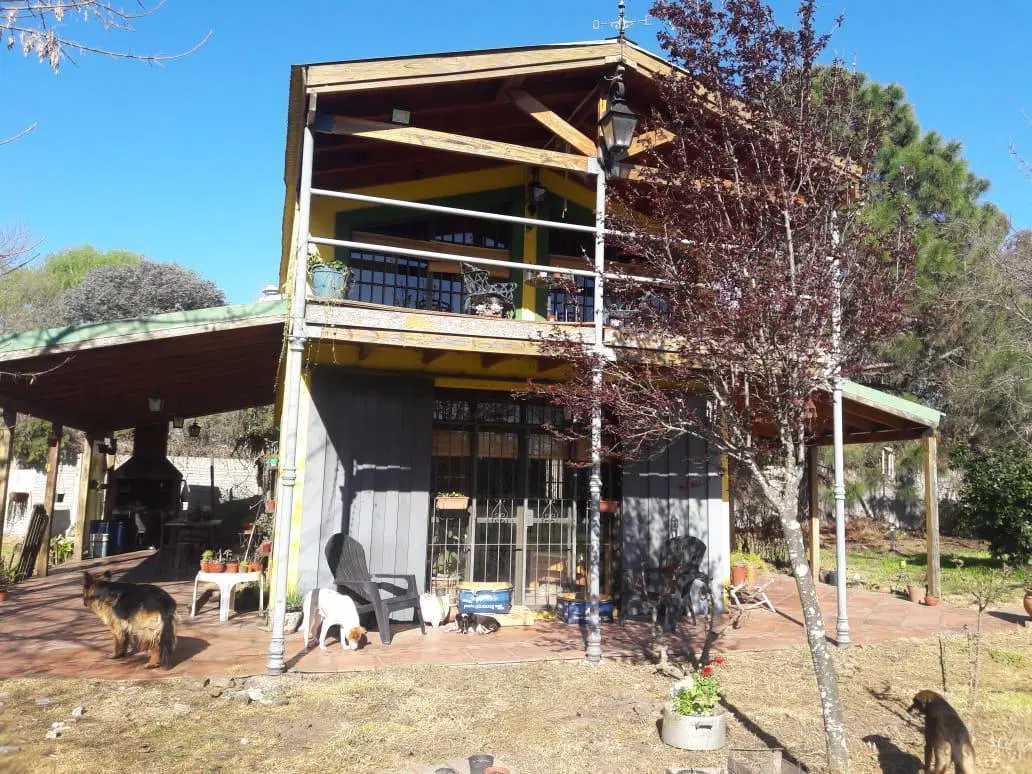 Casa en venta en Arturo Segui 4