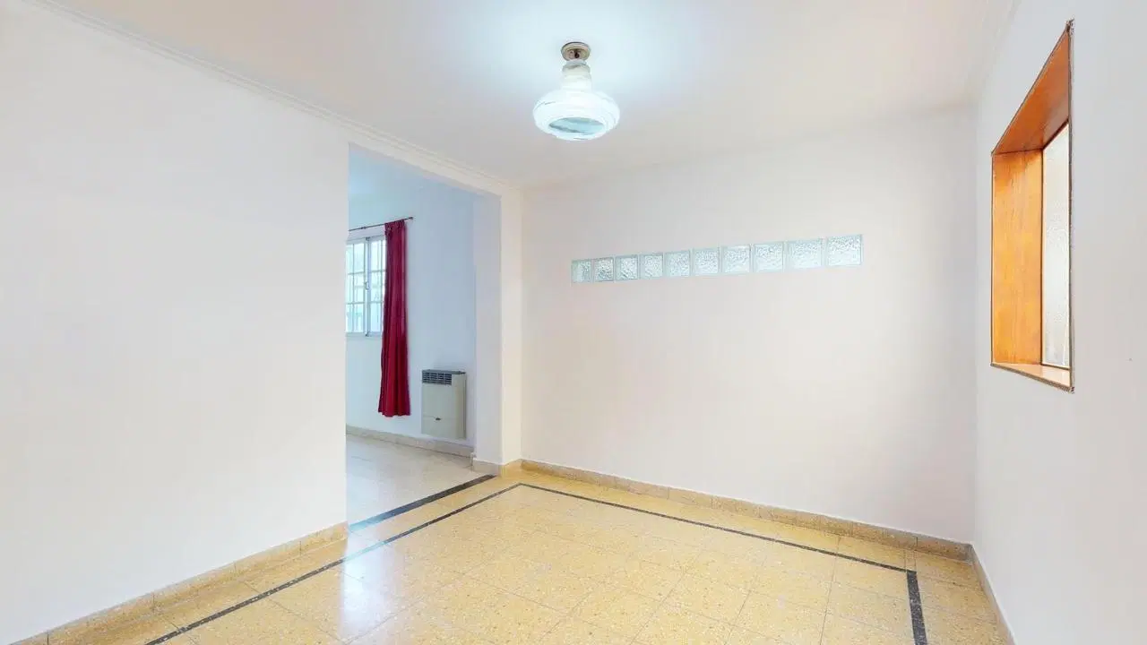 Casa en venta en La Plata 4