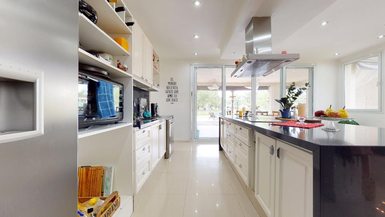 Casa en venta en La Plata Haras del Sur II