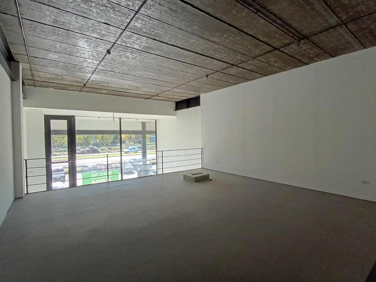 Local - Paseo Gonnet - Centenario y 493 - Dacal Bienes Raices 5