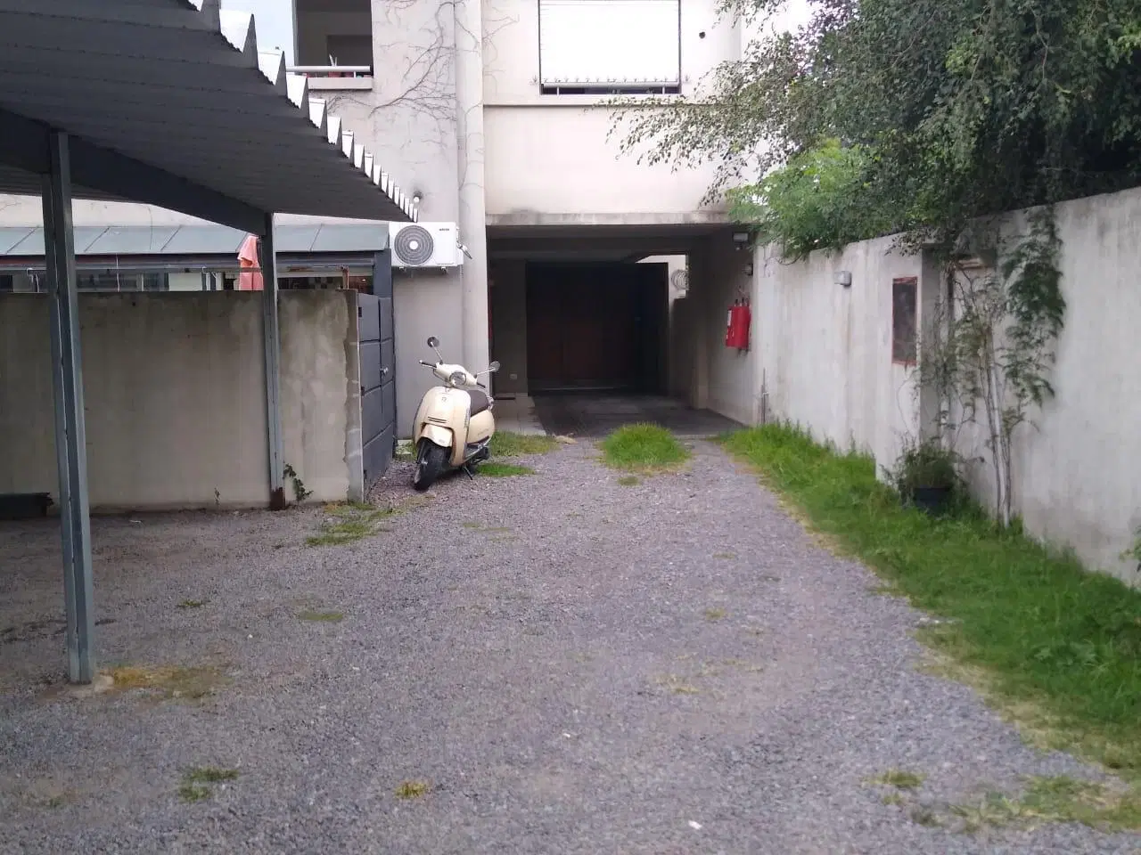 Cochera en venta en La Plata 3