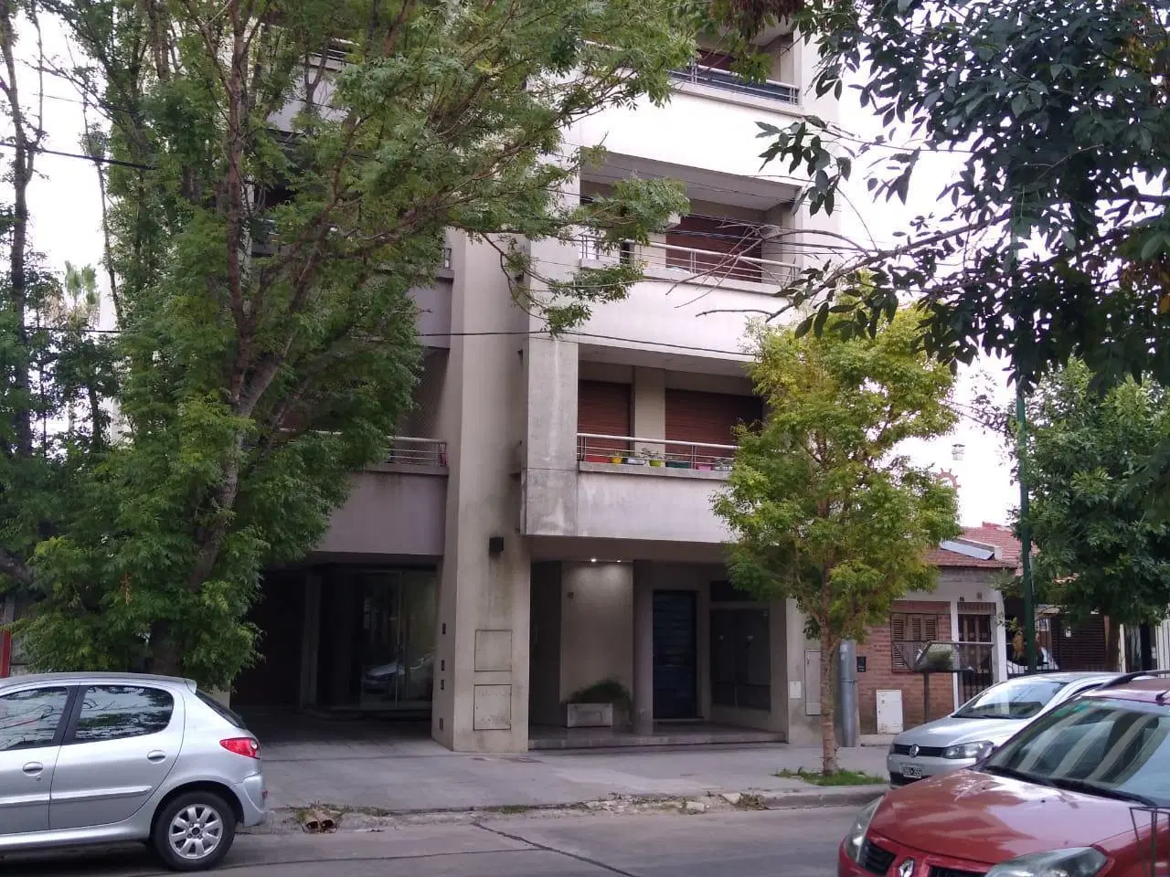 Cochera en venta en La Plata 5