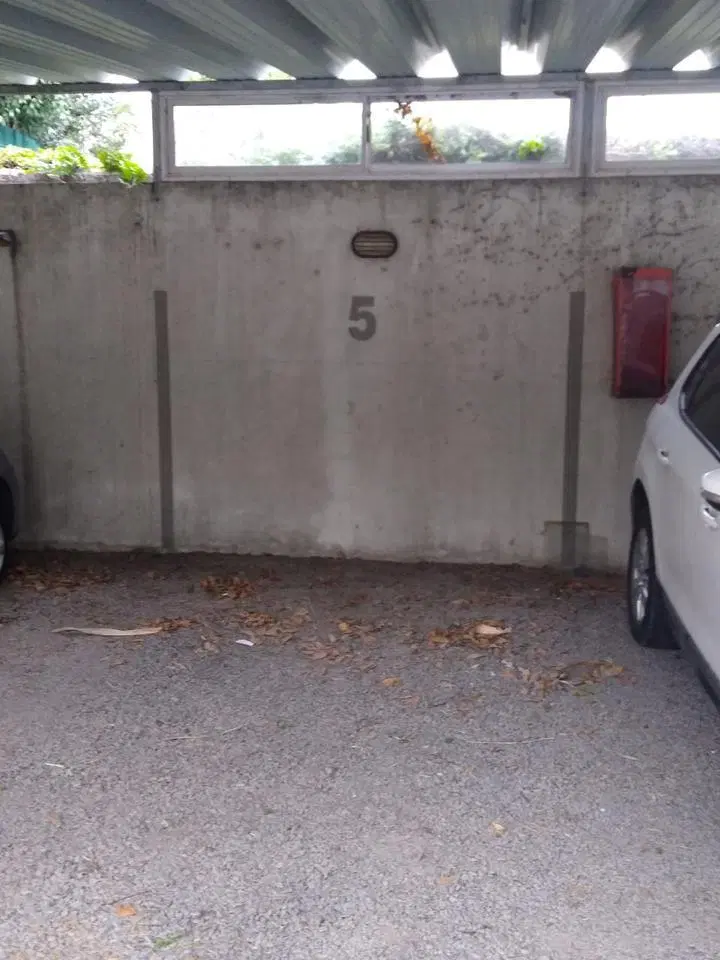 Cochera en venta en La Plata 2