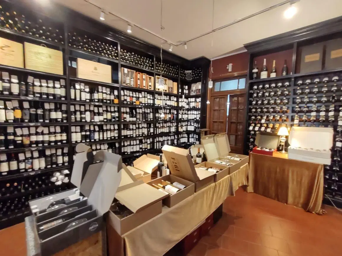 Local en venta en La Plata 1