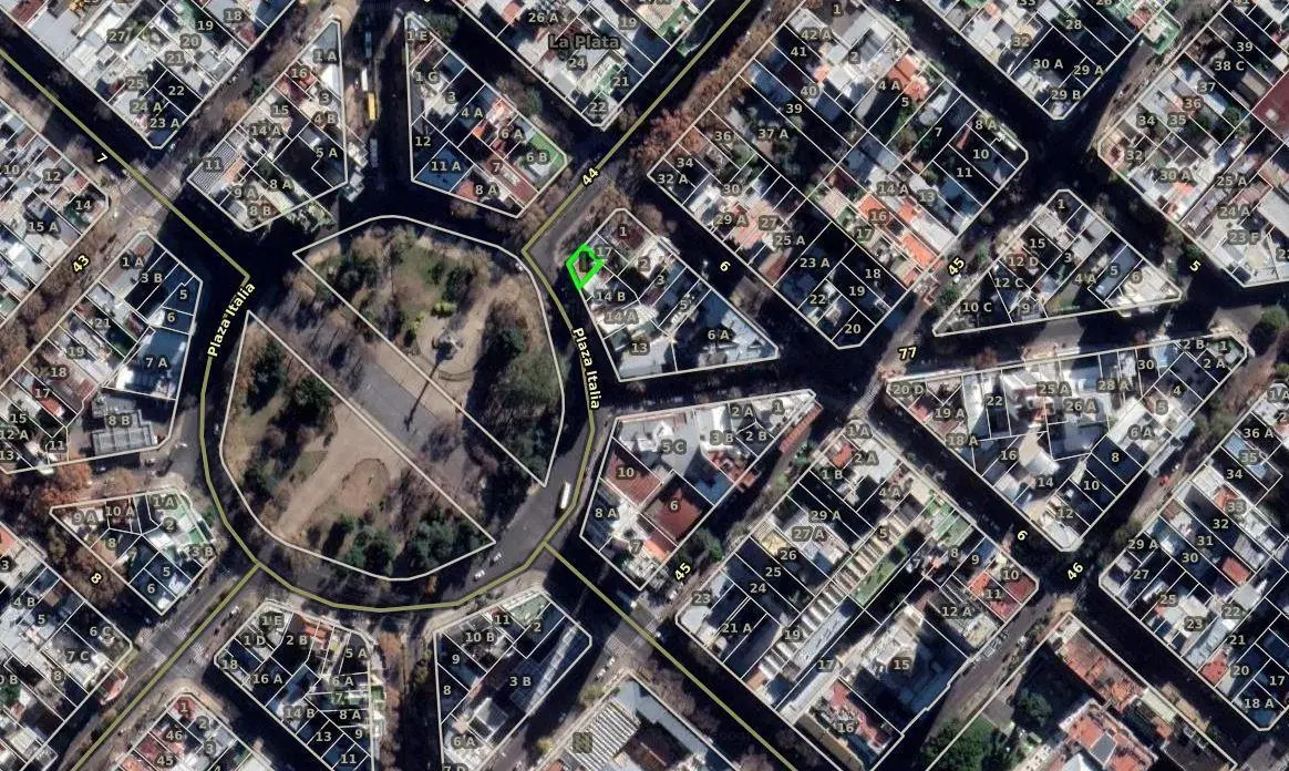 Local en venta en La Plata 2
