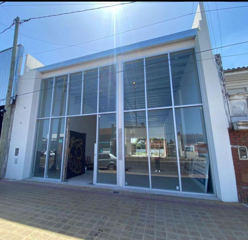Local en venta en La Plata