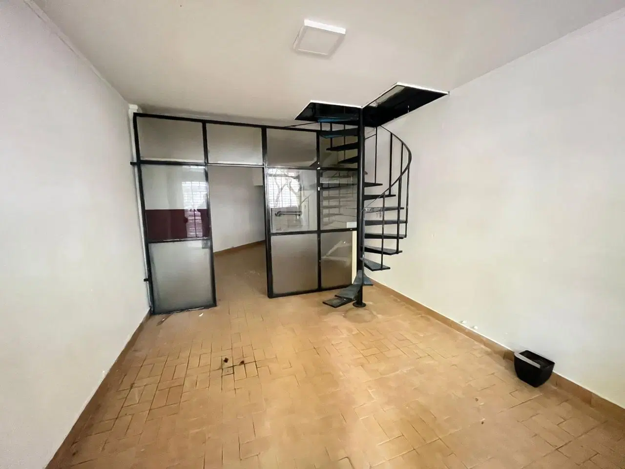Local en alquiler en La Plata Diagonal 73 e/ 54 y 55 - Dacal Bienes Raíces 3