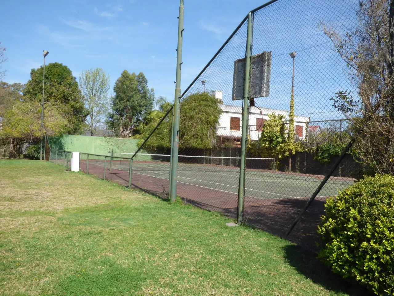 Terreno en venta en Gonnet 3