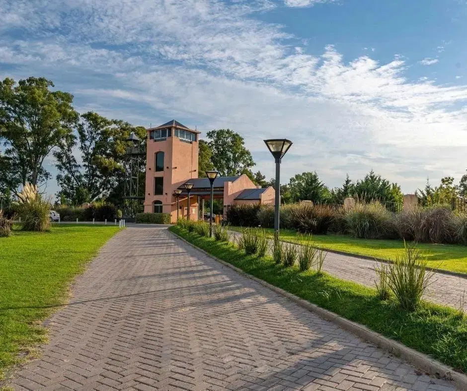 Terreno venta en Barrio el Mirador - Coronel Brandsen 1