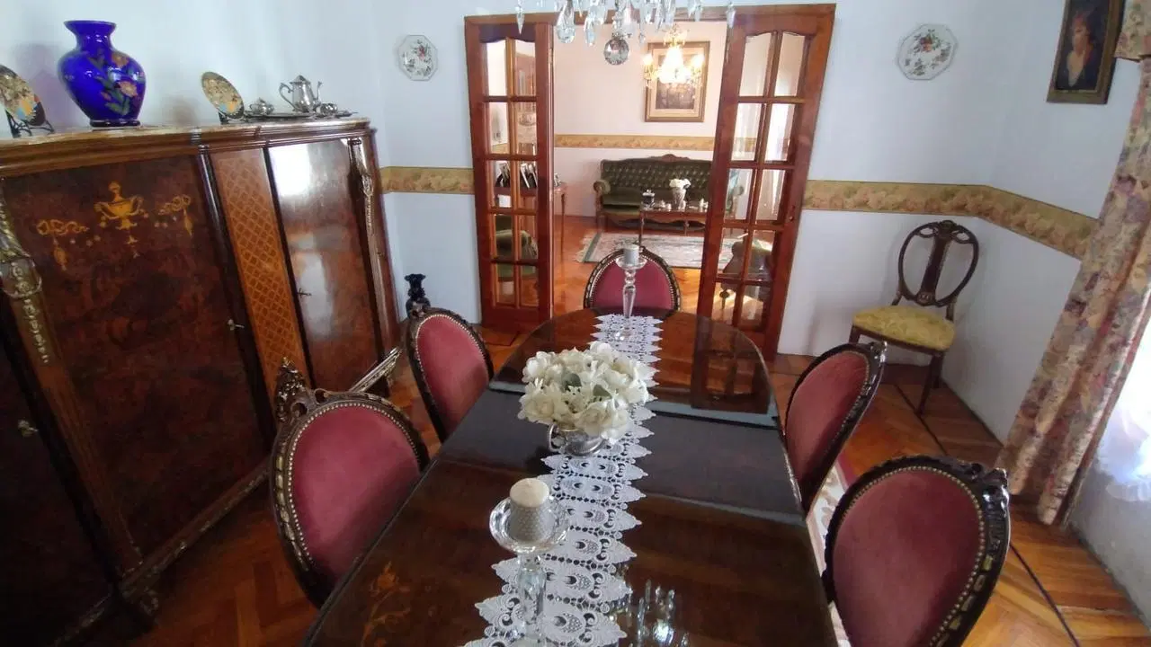 Casa en venta en La Plata 8