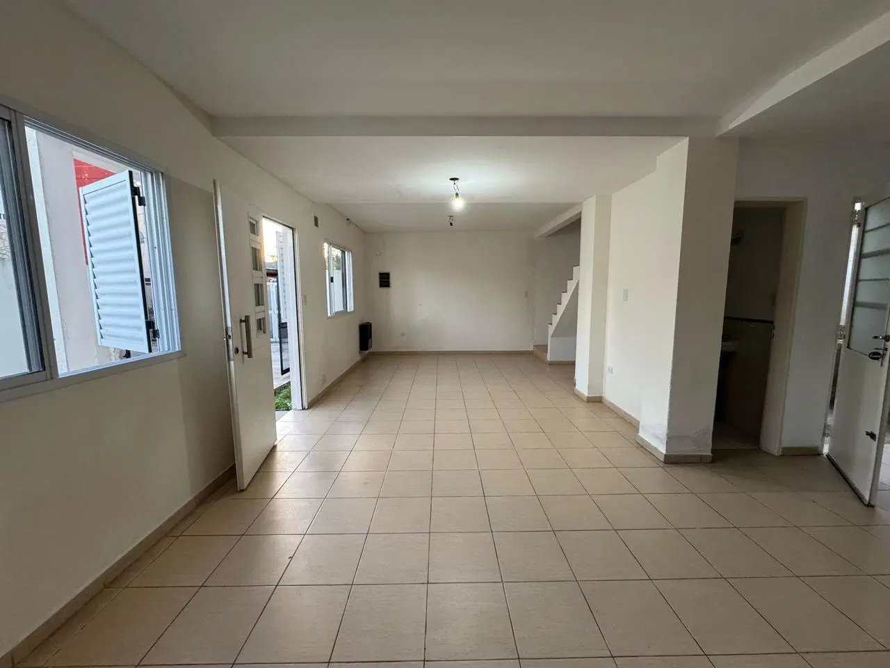 Dúplex en venta en Los Hornos. 5