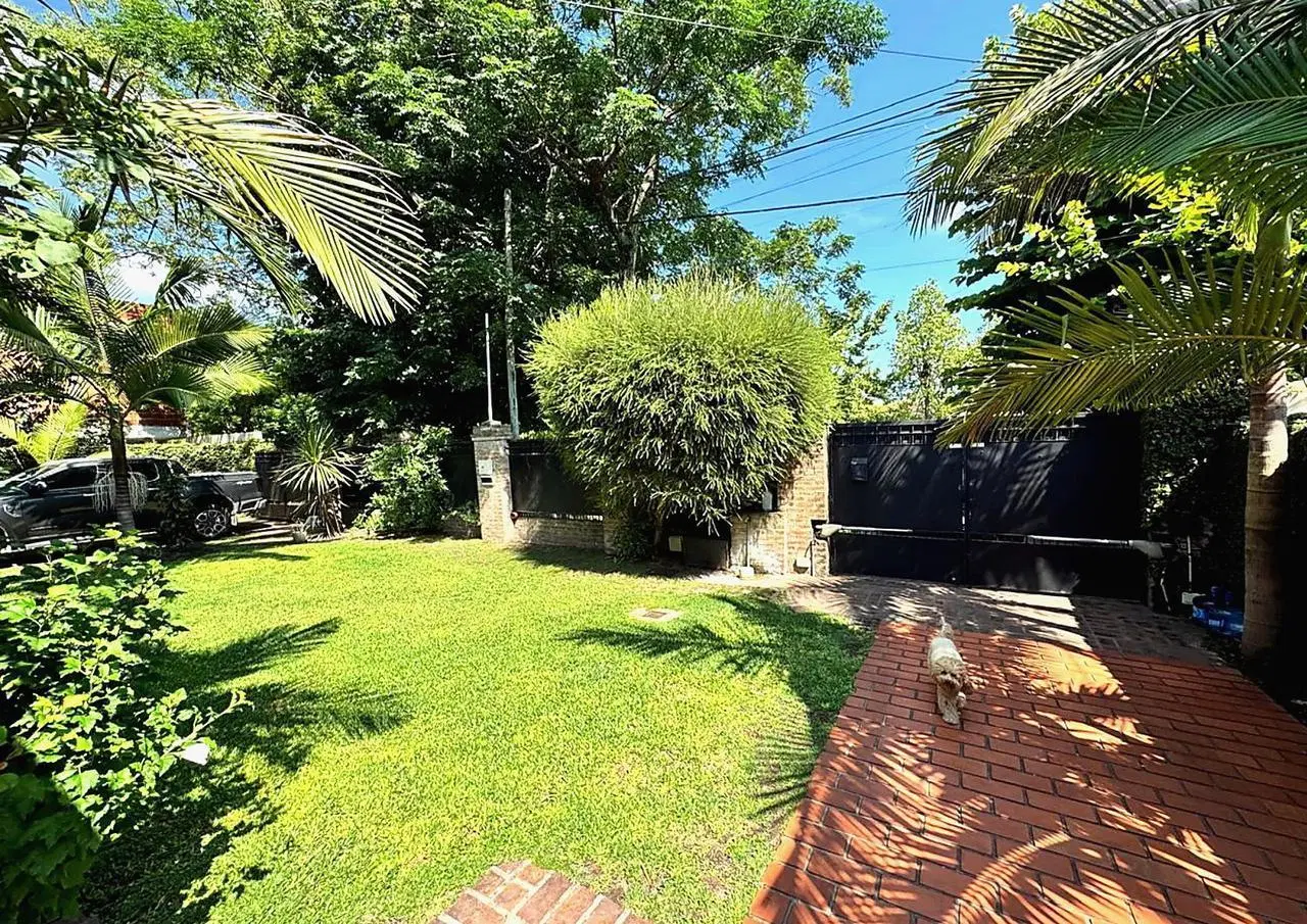 Casa en venta en Manuel B Gonnet 1