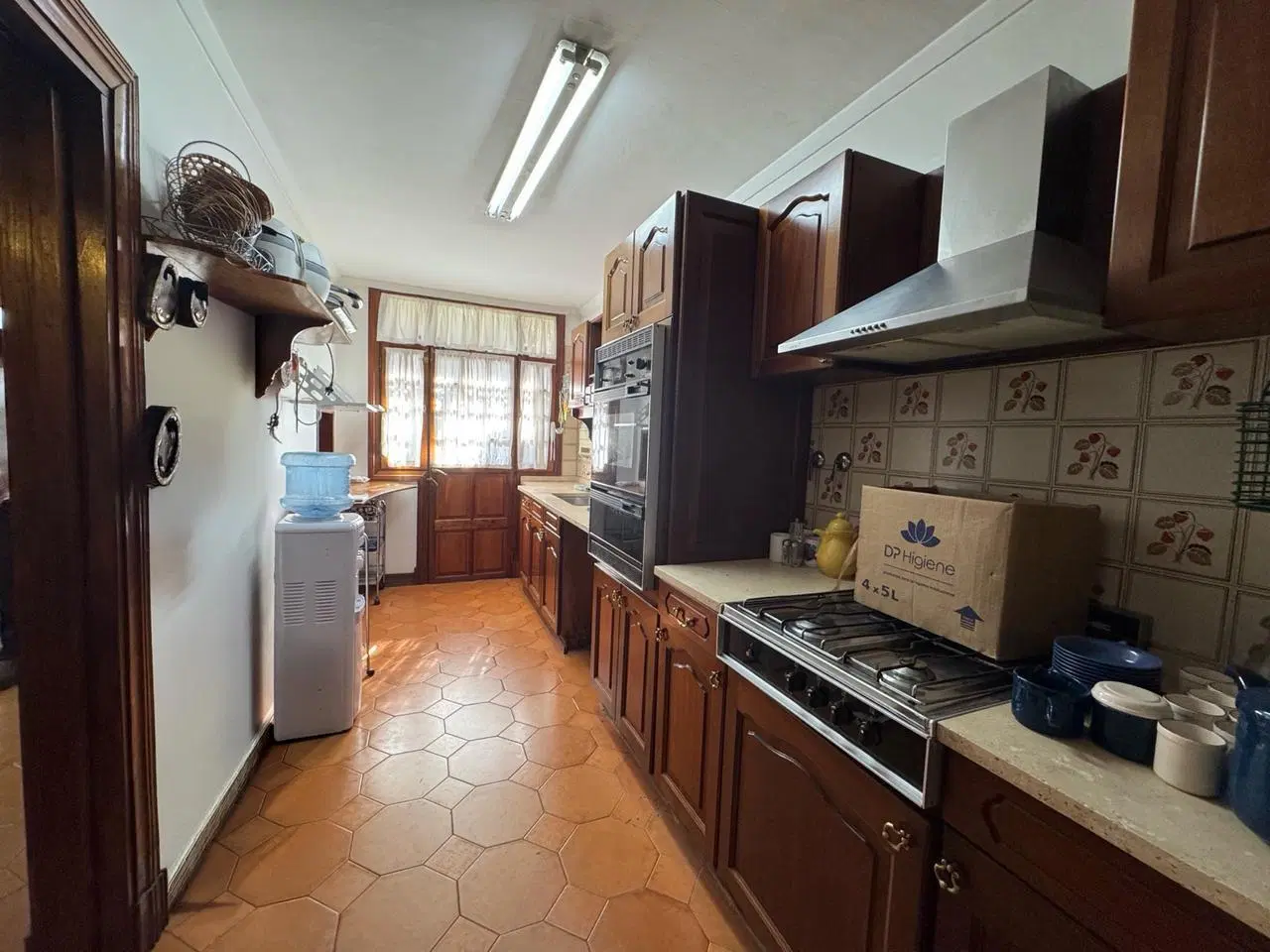 Casa en venta de 8 ambientes en La Plata 3