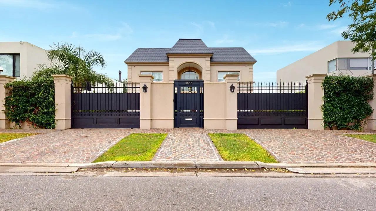Casa de 6 ambientes en venta en La Plata 5