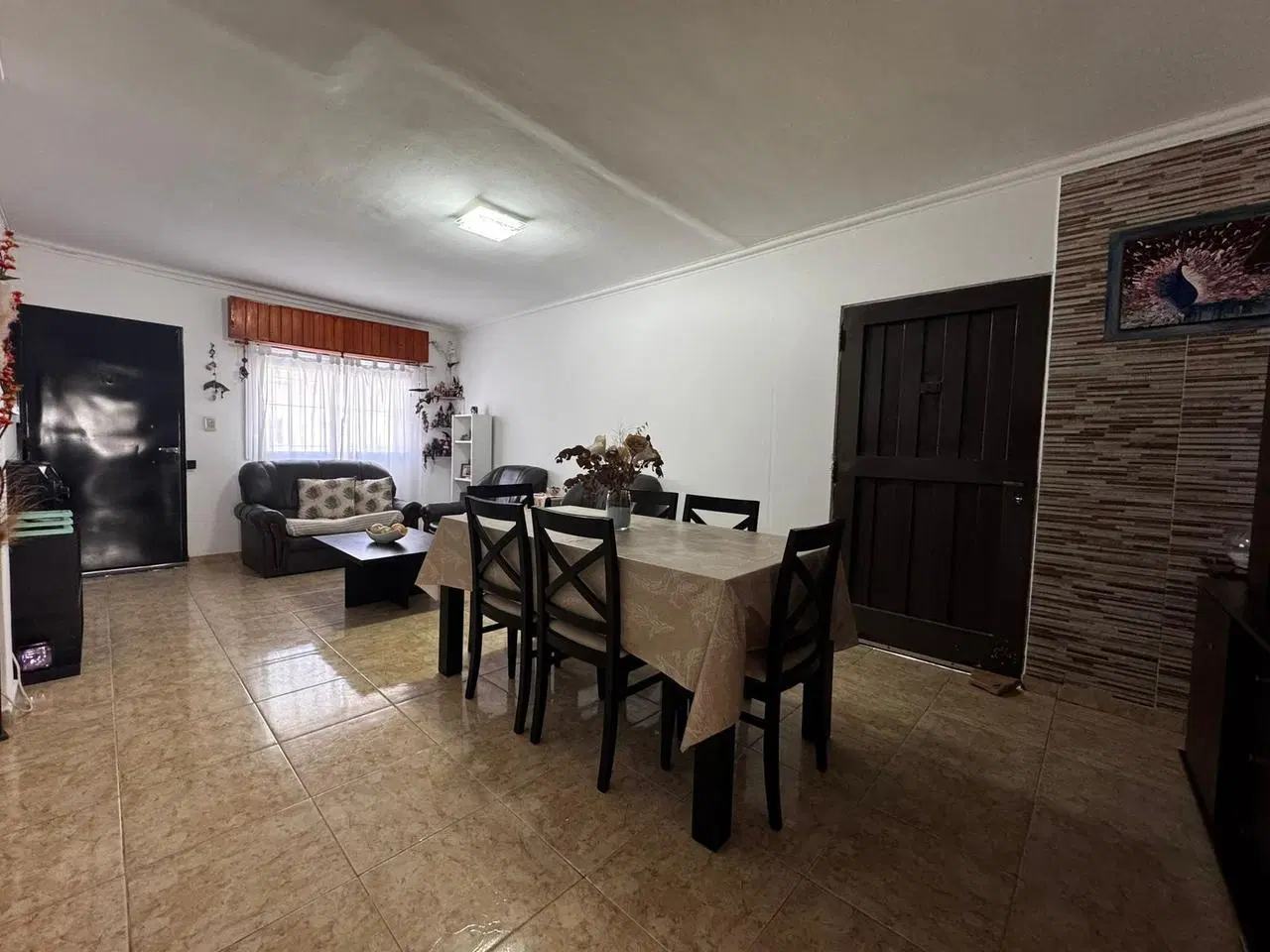 Casa en venta en Los Hornos 3