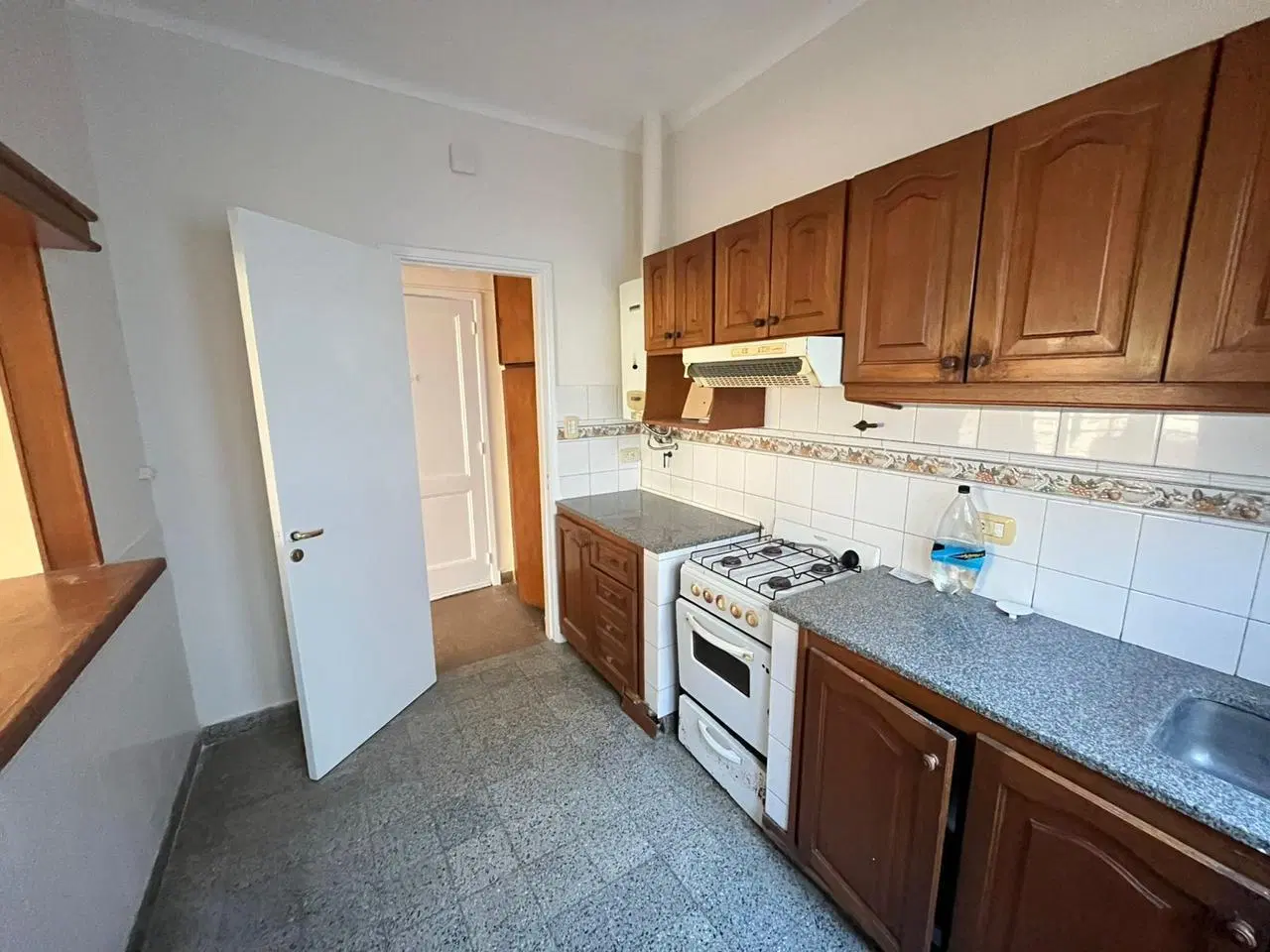 Departamento de 2 dormitorios en alquiler en La Plata 2