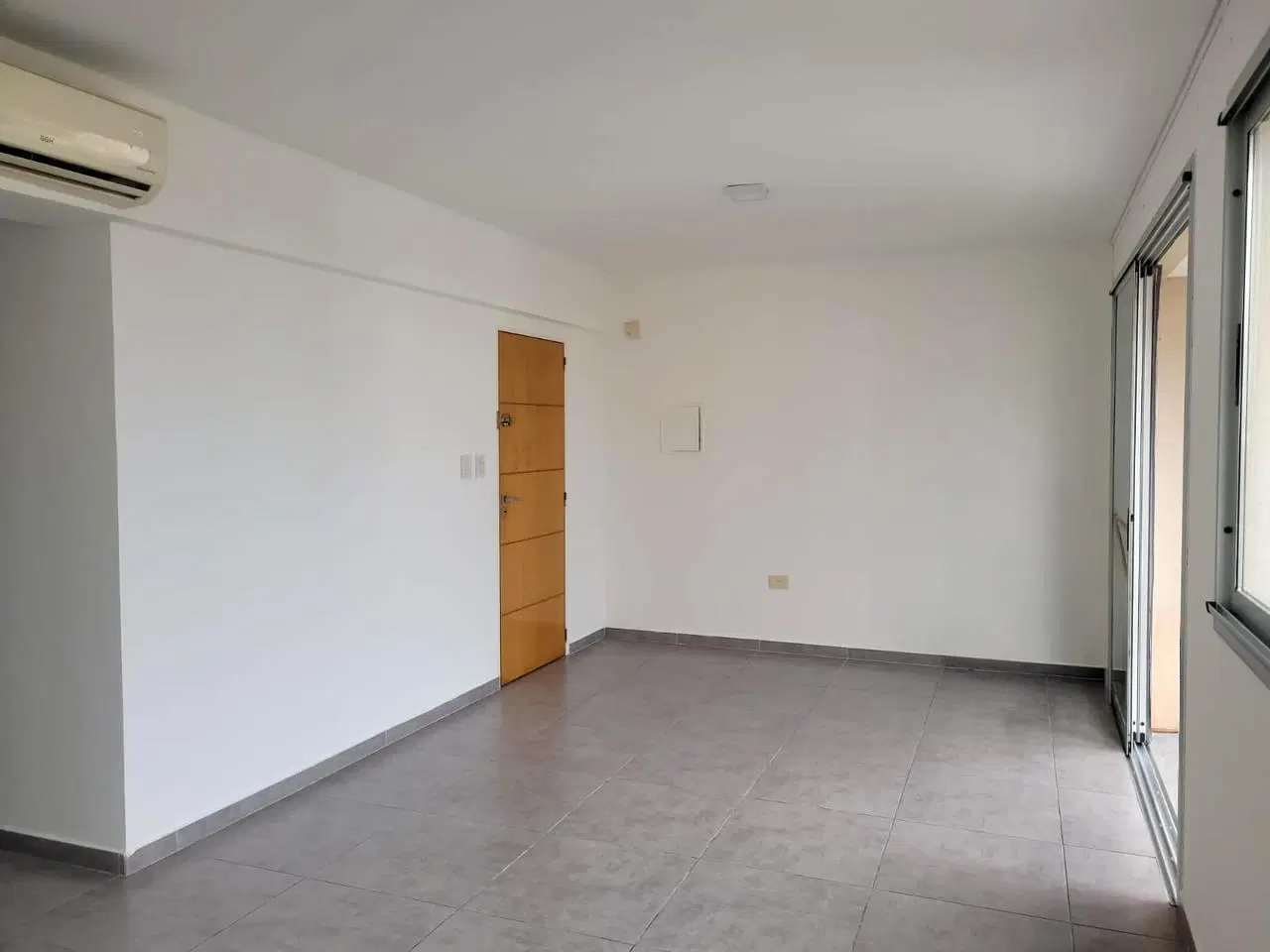 Departamento de 2 dormitorios en alquiler en La Plata 5