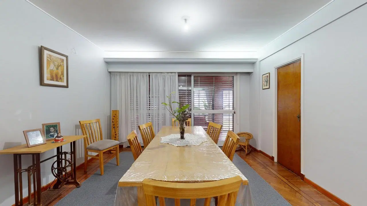 Casa en venta en La Plata 5