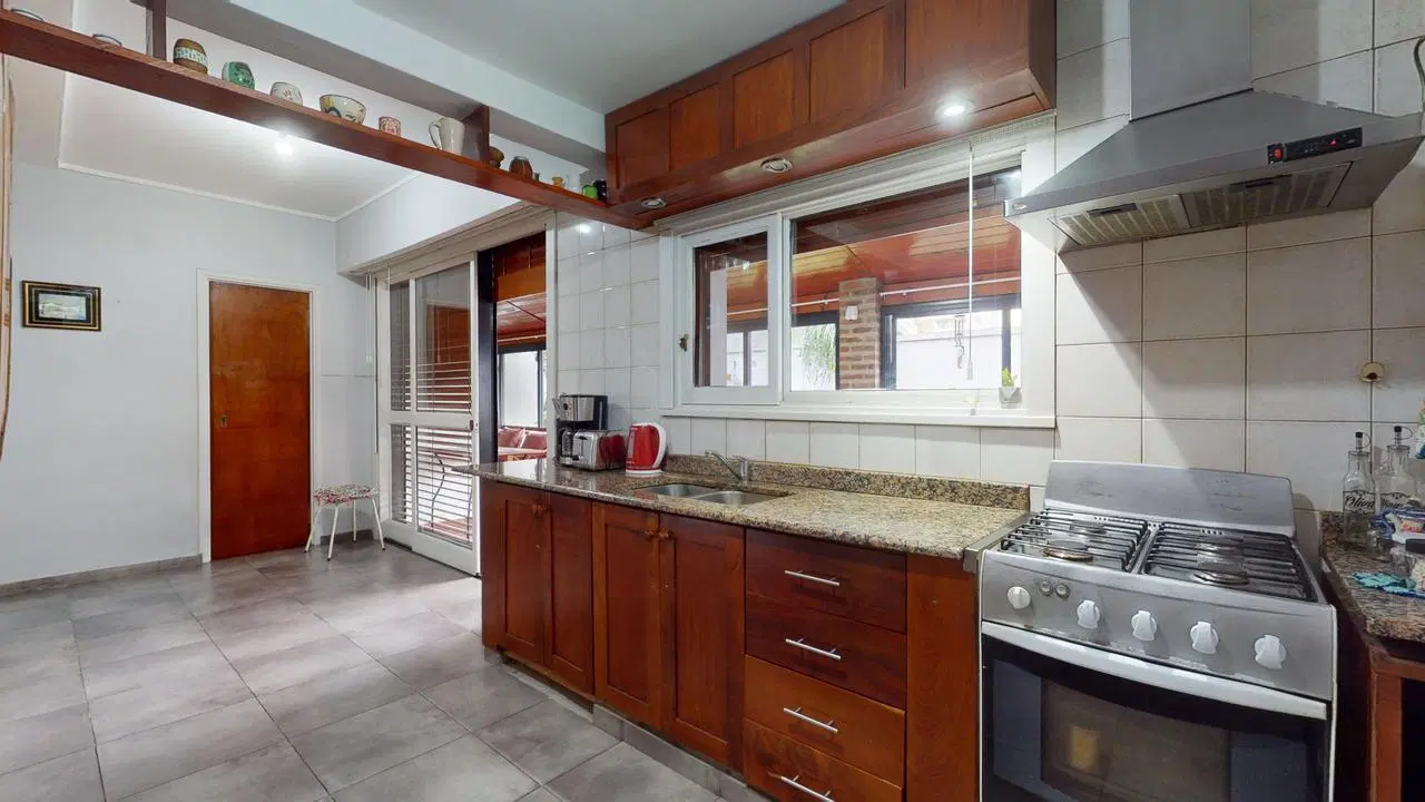 Casa en venta en La Plata 4