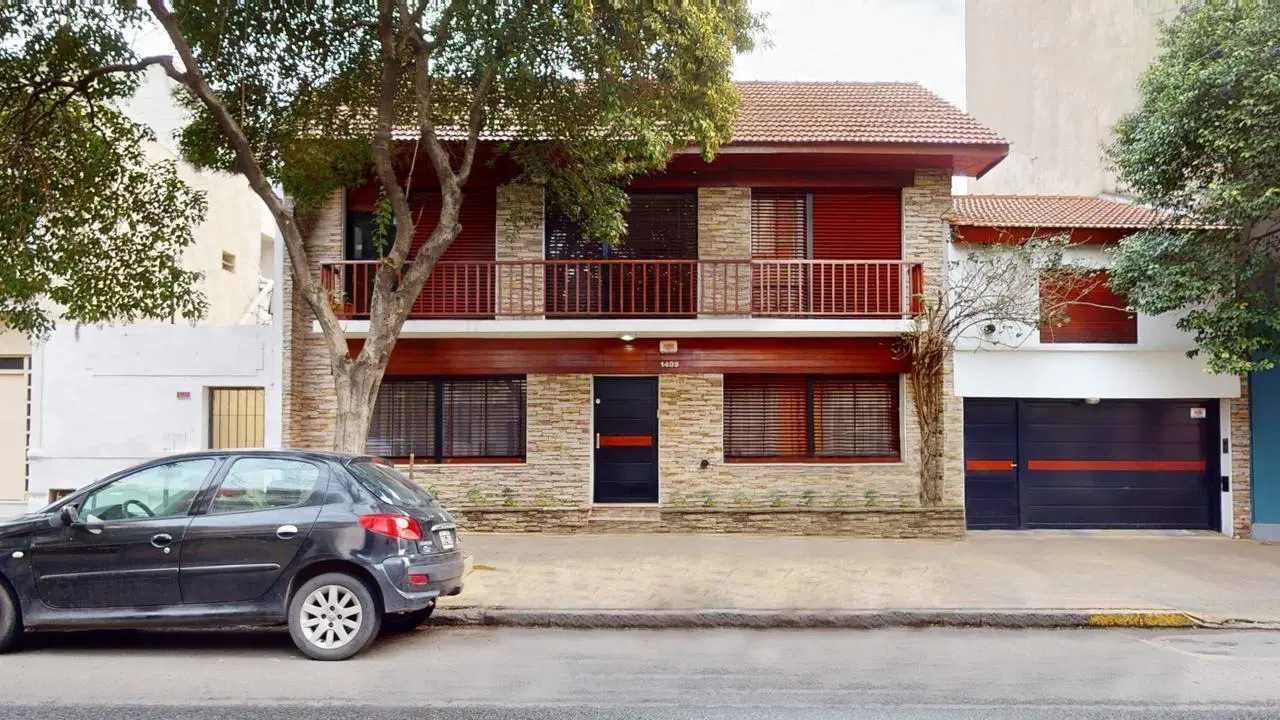 Casa en venta en La Plata 3