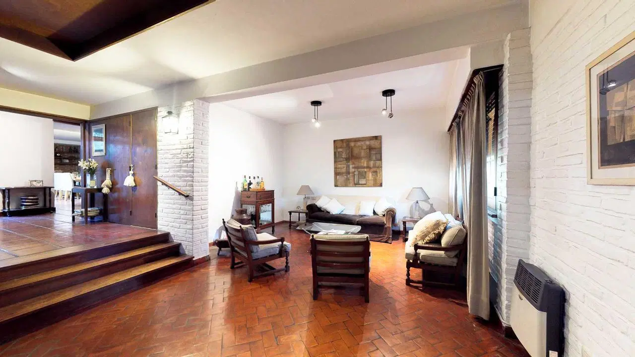 Casa en venta en La Plata 3