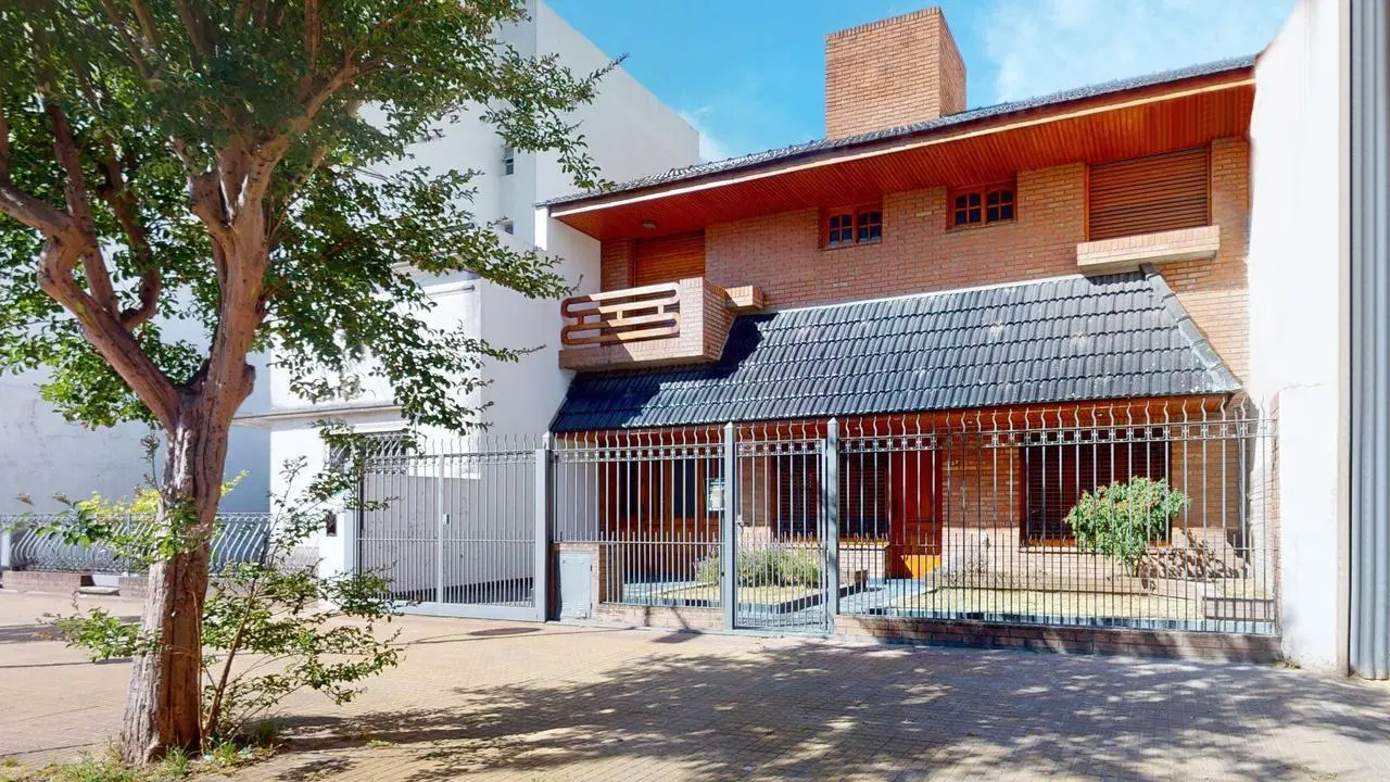 Casa en venta en La Plata - Dacal Bienes Raíces 1