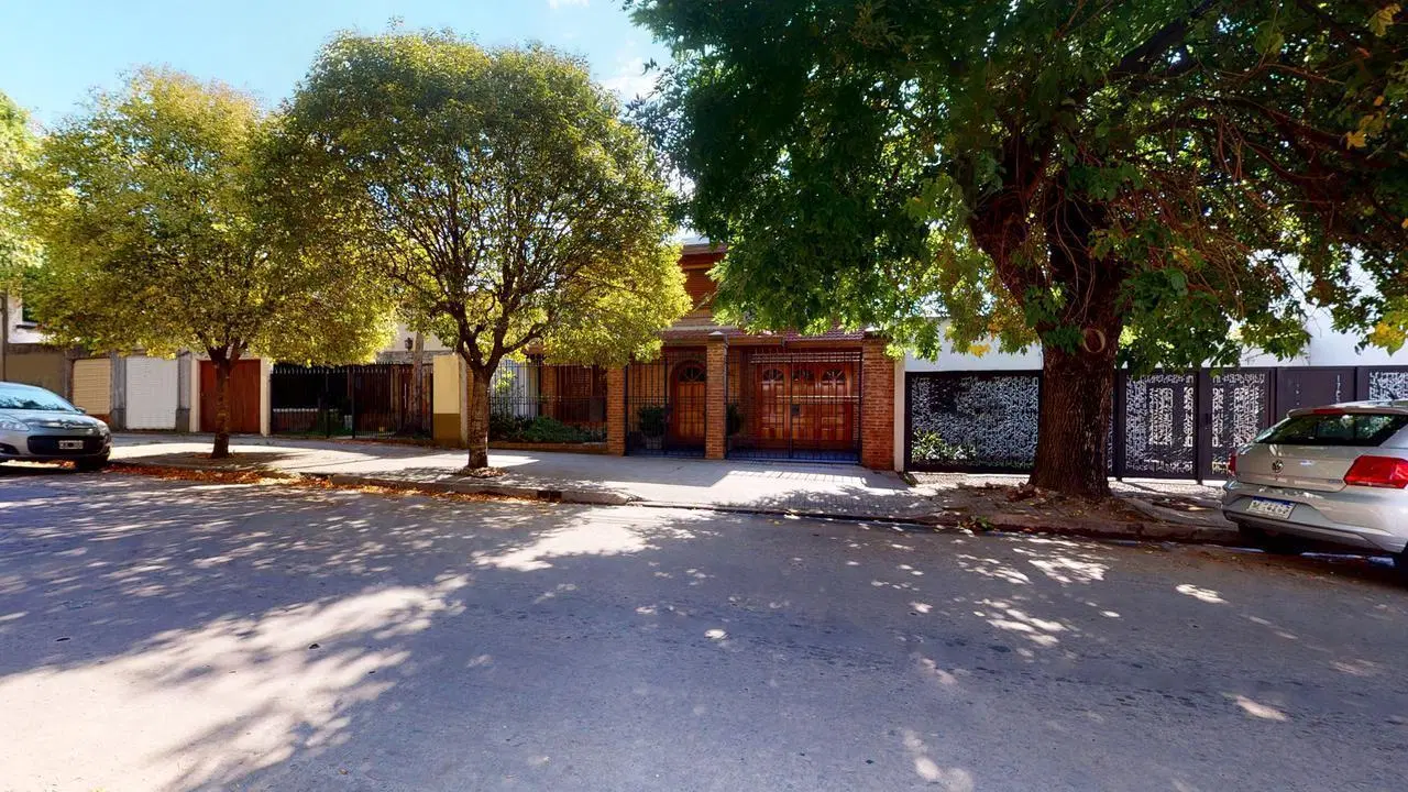 Casa en venta en La Plata 2