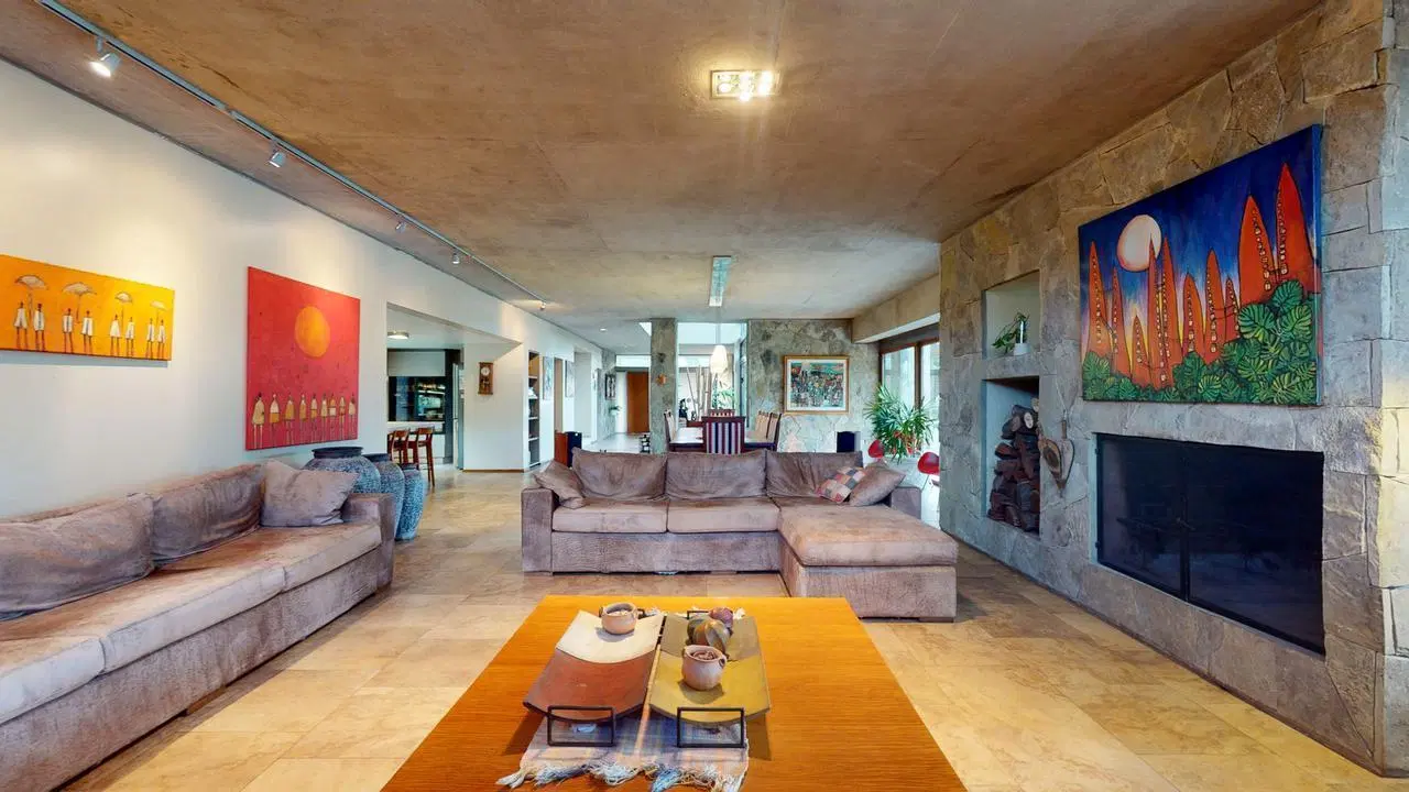 Casa en venta de 9 ambientes en Grand Bell 2