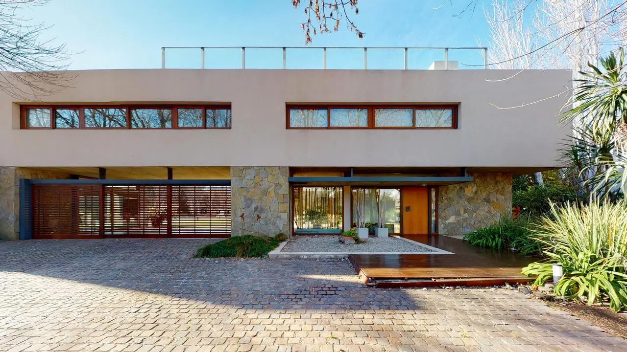 Casa en venta de 9 ambientes en Grand Bell 5