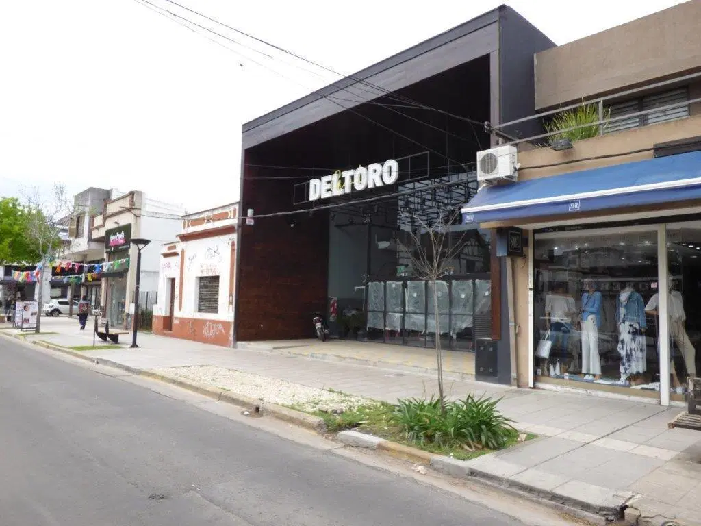 Local en venta en City Bell 2