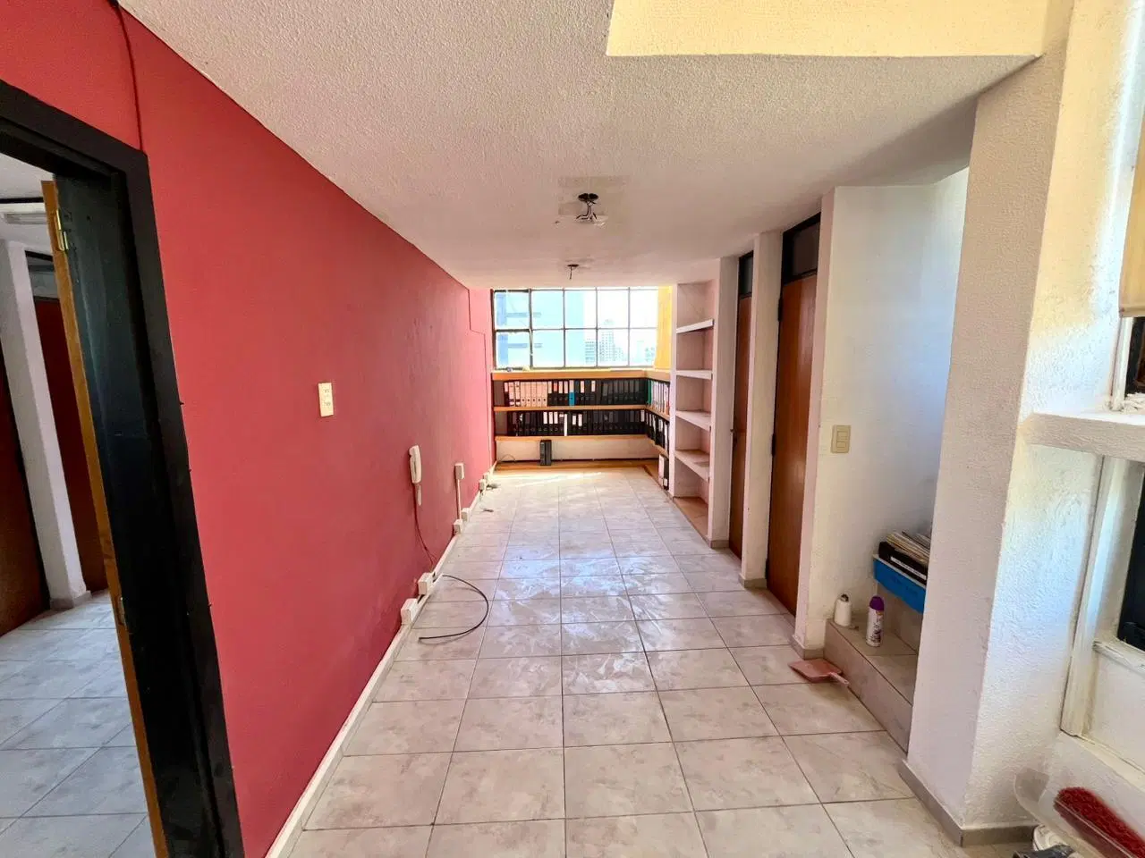 Oficina en venta en La Plata 4