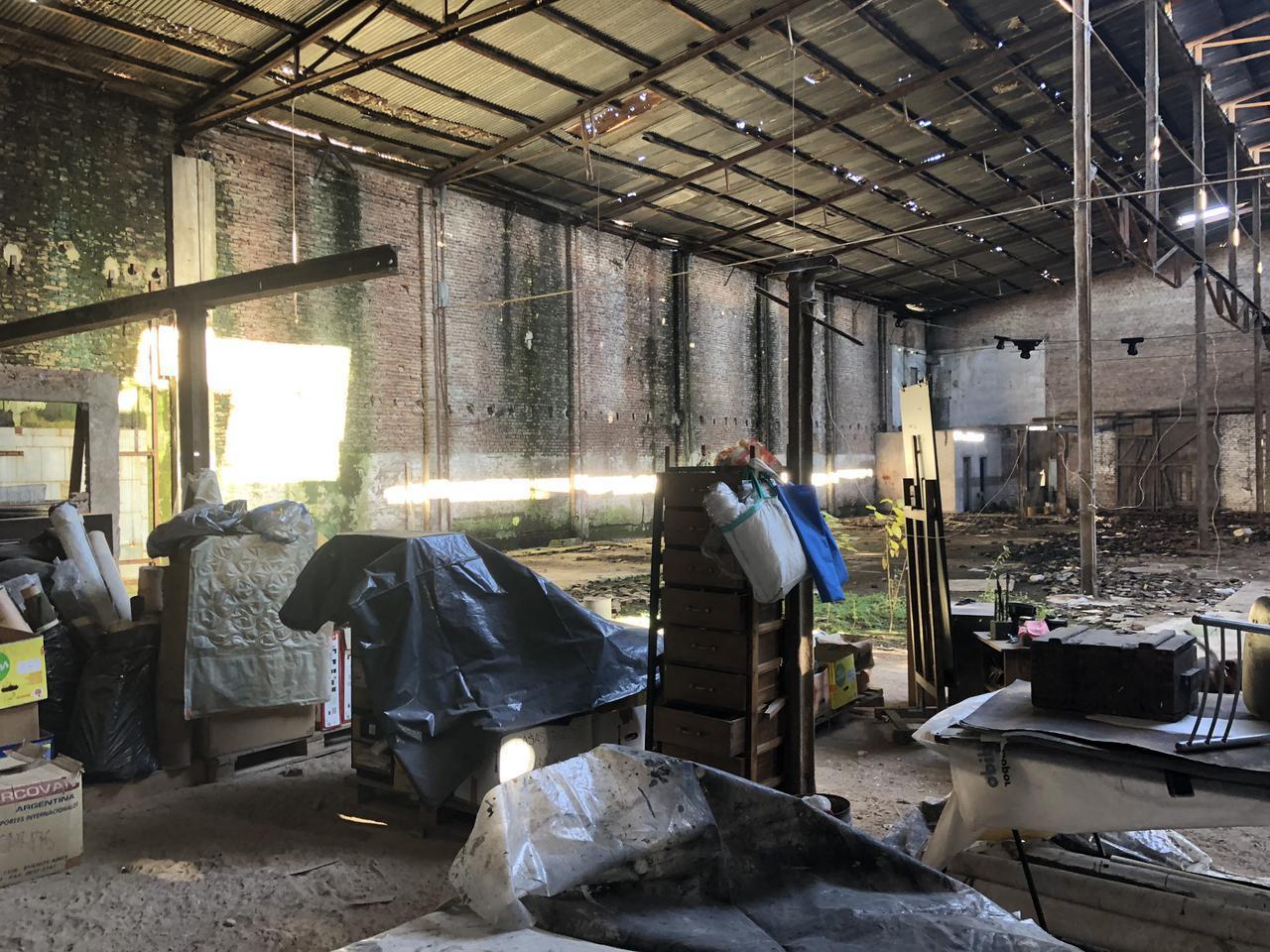 Foto de Depósito en venta en La Plata, imagen 5