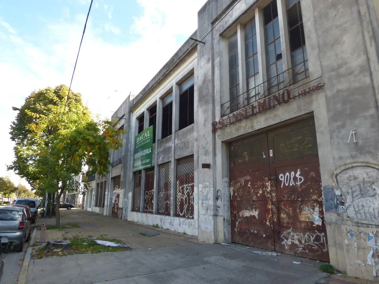 Galpon en Venta en La Plata 4