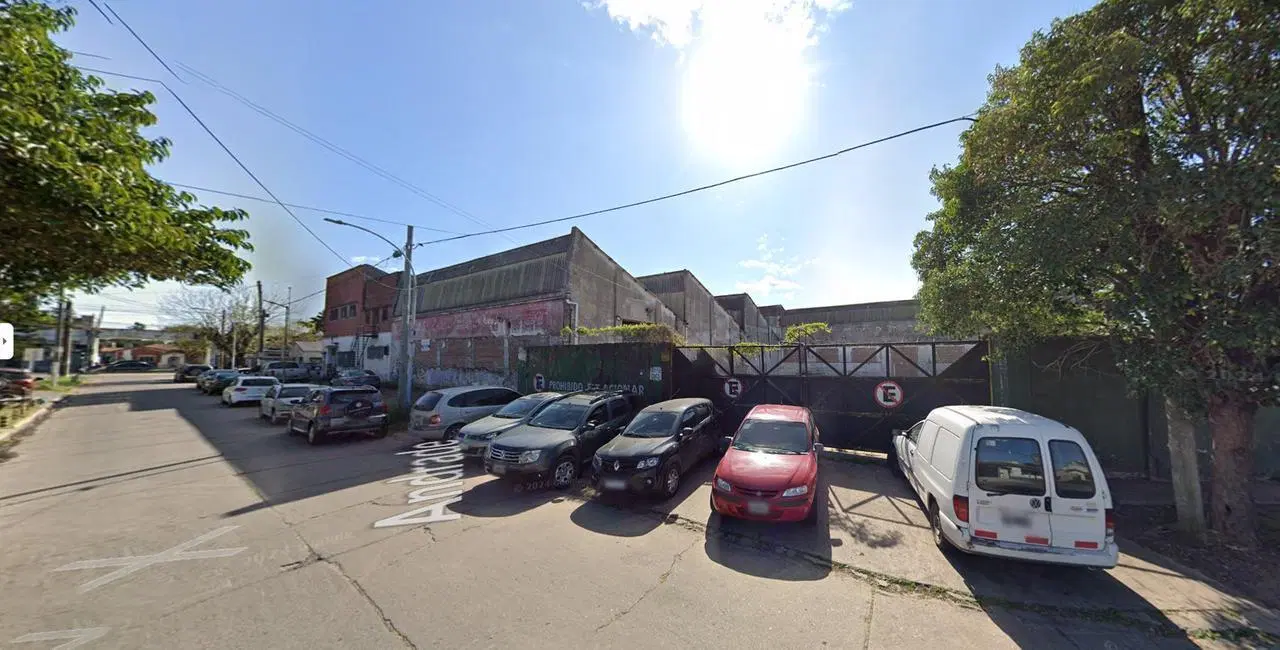 Depósito en Venta Quilmes 1
