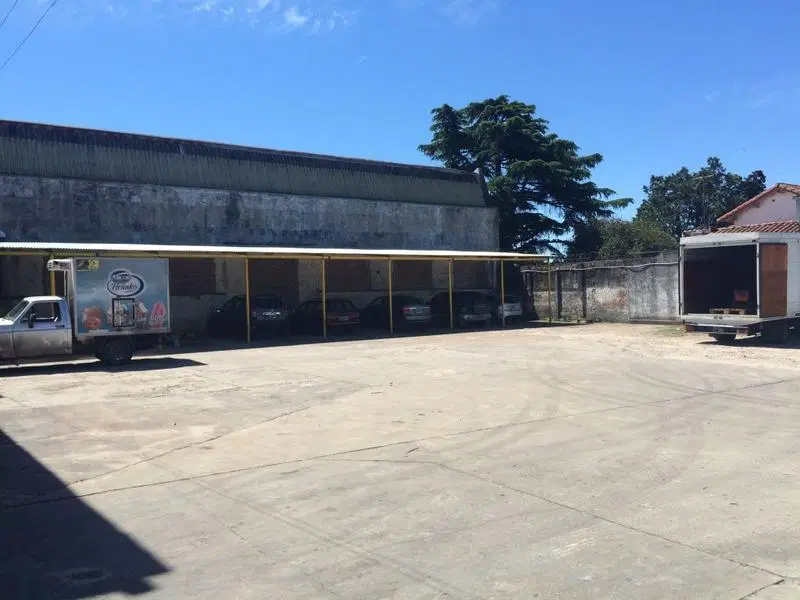 Depósito en Venta Quilmes 4