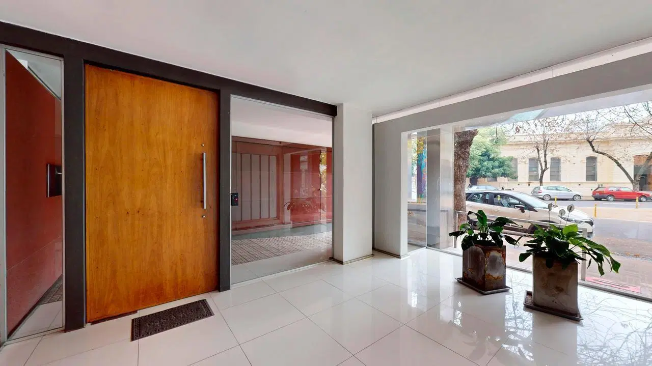 Departamento de 2 ambientes en venta en La Plata 4